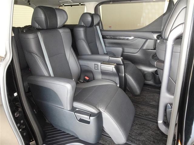 アルファード ２．５Ｓ　Ｃパッケージ　衝突被害軽減システム　メモリーナビ　フルセグ　後席モニター　バックカメラ　ＥＴＣ　両側電動スライド　３列シート　ＬＥＤヘッドランプ　スマートキー　乗車定員７人（20枚目）