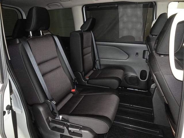 �\�t�@�[�̂悤�ȃZ�J���h�V�[�g�A�v���C�x�[�g���[���ɂ���悤�ł��B