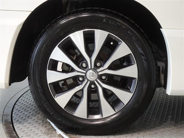 �������Ƒ����������������A�����A���~�𑕔����Ă��܂��B