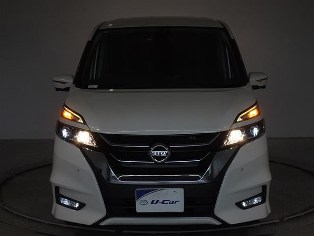 ��Ԃ̃��C�e�B���O��\�����Ă݂܂����B�w�b�h�����v�͂k�d�c�A�ȃG�l�Ŗ��邢�ł���B