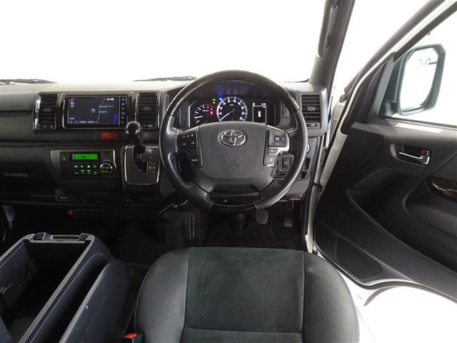 ハイエースバン スーパーＧＬ　ダークプライムＩＩ　衝突被害軽減システム　メモリーナビ　フルセグ　バックカメラ　ＥＴＣ　ＬＥＤヘッドランプ　ディーゼル　スマートキー（5枚目）