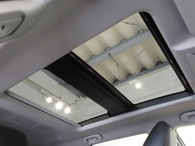 �J���������ς��A�d�����[�����[�t�𑕔����Ă���܂��B