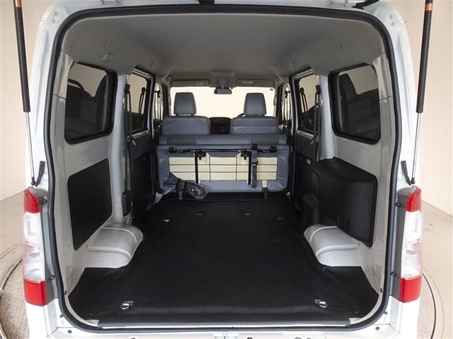 �Z�J���h�V�[�g��|������Ԃł��B�׎��X�y�[�X���L����܂��B