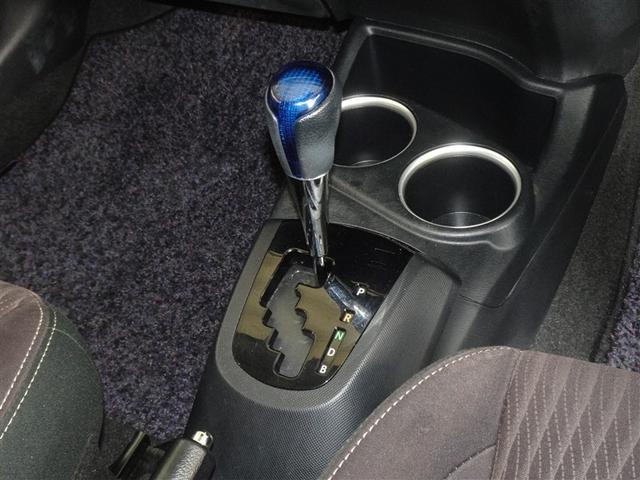 アクア Ｇ　衝突被害軽減システム　メモリーナビ　フルセグ　バックカメラ　ＥＴＣ　スマートキー（14枚目）