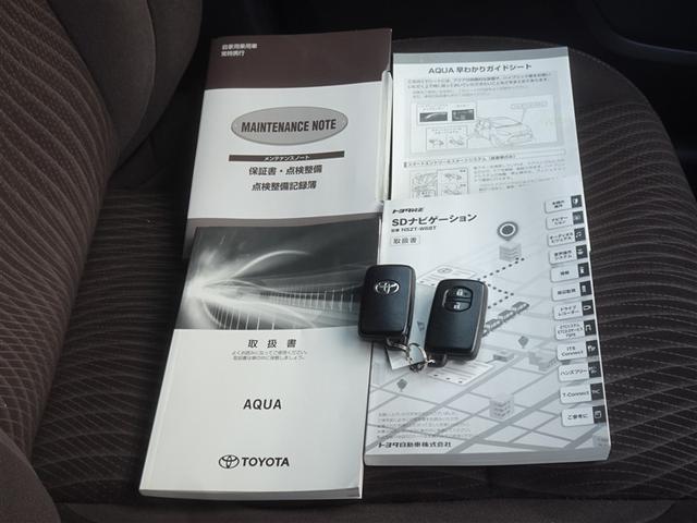 アクア Ｇ　衝突被害軽減システム　メモリーナビ　フルセグ　バックカメラ　ＥＴＣ　スマートキー（26枚目）