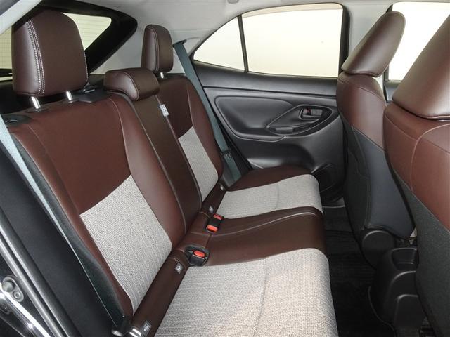 ヤリスクロス ハイブリッドＺ　衝突被害軽減システム　メモリーナビ　フルセグ　バックカメラ　ＥＴＣ　フルエアロ　ＬＥＤヘッドランプ　スマートキー（19枚目）