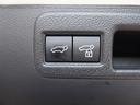 パワーバックドアを装備しています。バックドアを運転席からも開閉できます、便利ですよ。