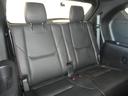サードシートも充実な広さです。