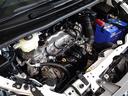 エンジンルームも念入りに清掃しております。