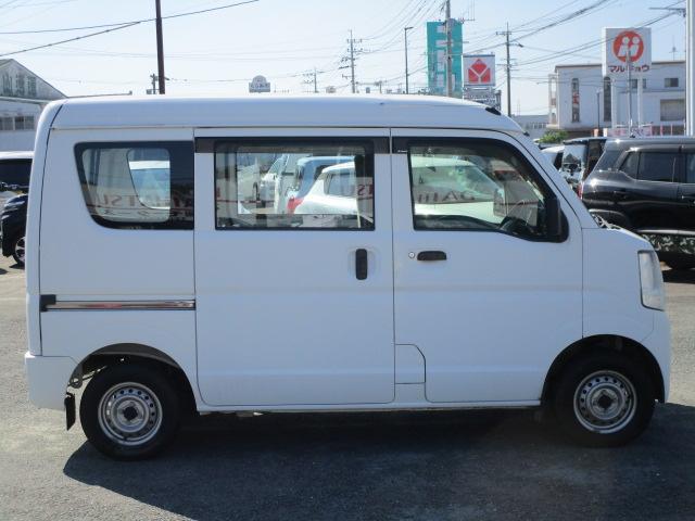 エブリイ ＰＡ　４ＷＤ　ＡＴ　両側スライドドア　ＡＢＳ　エアコン　パワーステアリング　運転席エアバッグ　助手席エアバッグ（11枚目）