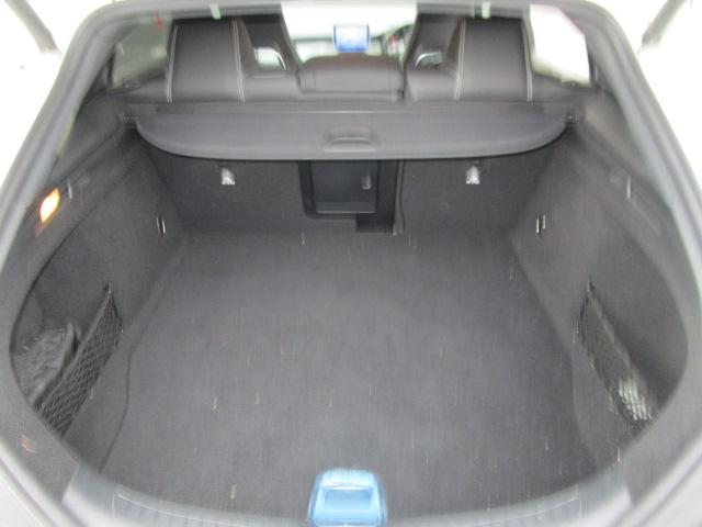 ＣＬＡクラス シューティングブレーク ＣＬＡ１８０　シューティングブレーク　バックカメラ　ナビ　ＴＶ　クリアランスソナー　オートクルーズコントロール　アルミホイール　アイドリングストップ　シートヒーター　ＡＴ　盗難防止システム　ＡＢＳ　ＣＤ　エアコン　パワーステアリング（15枚目）