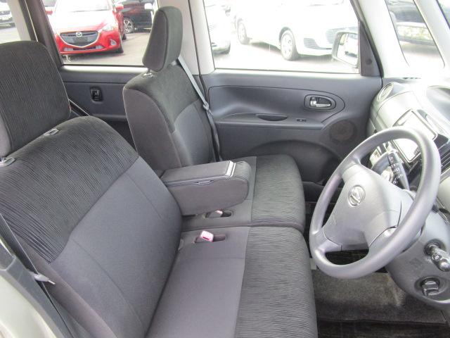 タント Gスペシャル バックカメラ 電動スライドドア ナビ TV スマートキー アイドリングストップ ベンチシート CVT 盗難防止システム ABS アルミホイール 衝突安全ボディ エアコン パワーステアリング(5枚目)