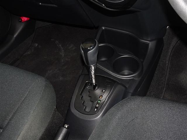 アクア Ｓスタイルブラック　衝突被害軽減システム　メモリーナビ　ワンセグ　バックカメラ　ＥＴＣ　スマートキー（14枚目）