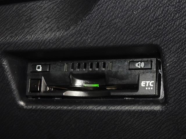 アクア Ｓスタイルブラック　衝突被害軽減システム　メモリーナビ　ワンセグ　バックカメラ　ＥＴＣ　スマートキー（16枚目）