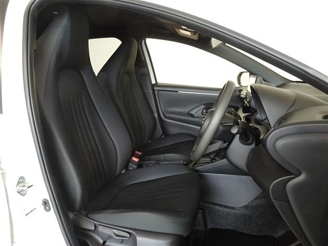 ヤリス Ｘ　衝突被害軽減システム　ＥＴＣ　スマートキー（4枚目）