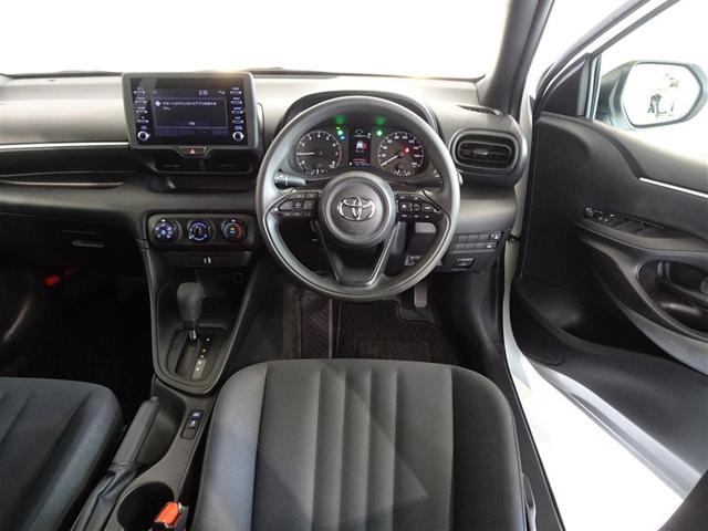 ヤリス Ｘ　衝突被害軽減システム　ＥＴＣ　スマートキー（5枚目）