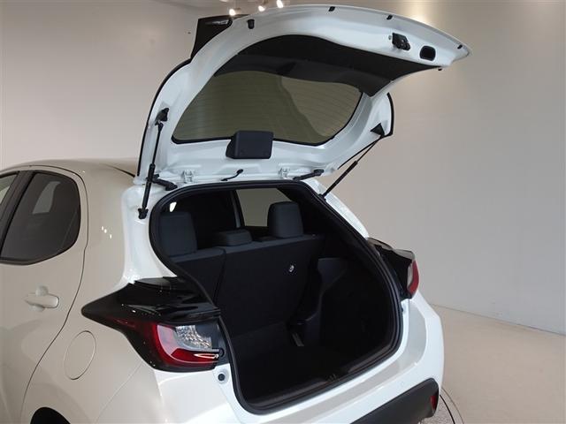 ヤリス Ｘ　衝突被害軽減システム　ＥＴＣ　スマートキー（21枚目）