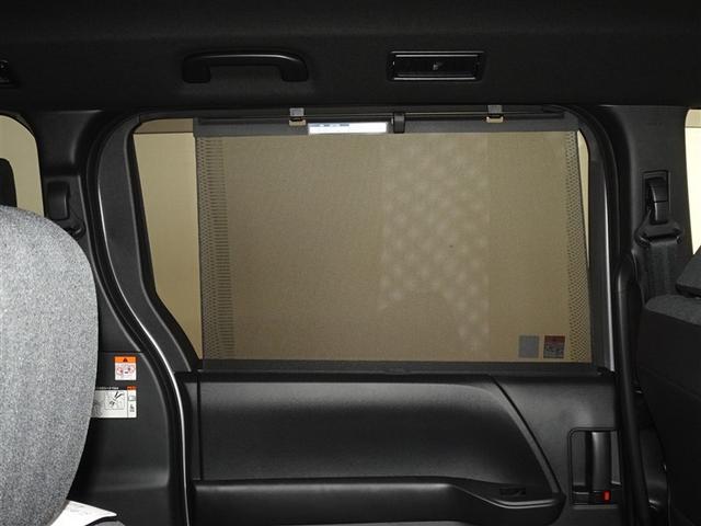 ノア ＨＥＶ　Ｓ－Ｇウェルキャブ　福祉車両　衝突被害軽減システム　メモリーナビ　フルセグ　バックカメラ　ＥＴＣ　両側電動スライド　３列シート　ＬＥＤヘッドランプ　スマートキー　乗車定員７人（21枚目）