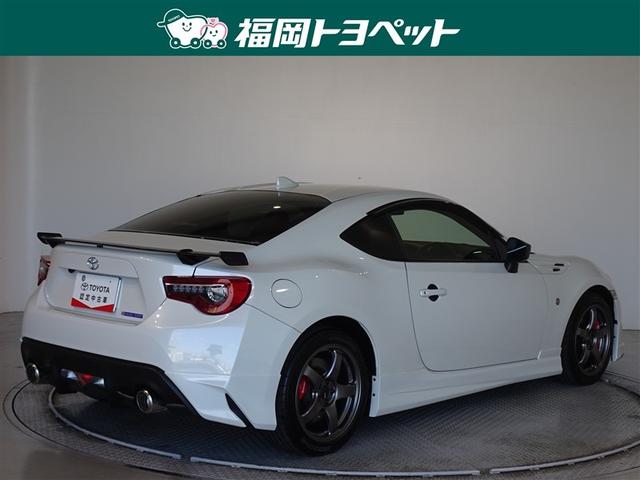 ８６ ＧＴリミテッド　ブラックパッケージ　メモリーナビ　フルセグ　バックカメラ　ＥＴＣ　フルエアロ　ＬＥＤヘッドランプ　スマートキー（3枚目）