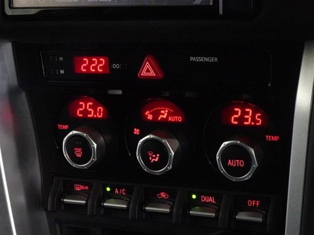 ８６ ＧＴリミテッド　ブラックパッケージ　メモリーナビ　フルセグ　バックカメラ　ＥＴＣ　フルエアロ　ＬＥＤヘッドランプ　スマートキー（14枚目）