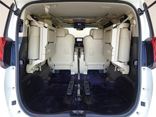 アルファードハイブリッド エグゼクティブラウンジ 衝突被害軽減システム メモリーナビ フルセグ 後席モニター バックカメラ ETC サンルーフ 両側電動スライド 3列シート LEDヘッドランプ 4WD スマートキー 乗車定員7人(25枚目)