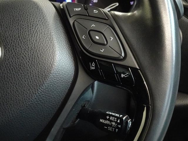 Ｃ－ＨＲ Ｇ　衝突被害軽減システム　メモリーナビ　フルセグ　バックカメラ　ＥＴＣ　ドラレコ　フルエアロ　ＬＥＤヘッドランプ　スマートキー（11枚目）