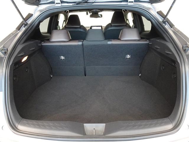 Ｃ－ＨＲ Ｇ　衝突被害軽減システム　メモリーナビ　フルセグ　バックカメラ　ＥＴＣ　ドラレコ　フルエアロ　ＬＥＤヘッドランプ　スマートキー（19枚目）