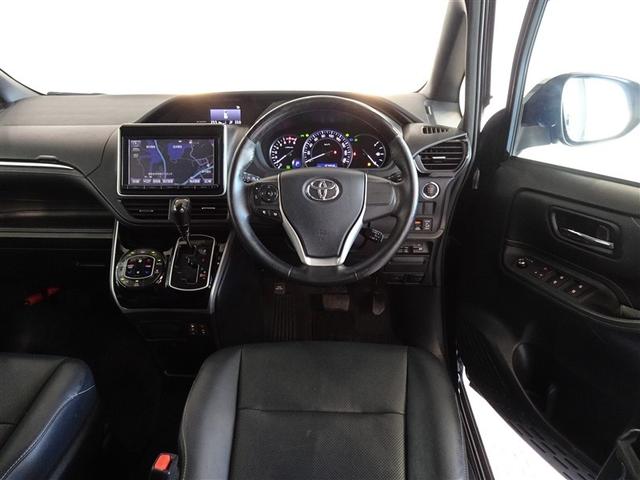 エスクァイア Ｇｉ　メモリーナビ　フルセグ　後席モニター　バックカメラ　ＥＴＣ　両側電動スライド　３列シート　ＬＥＤヘッドランプ　スマートキー　乗車定員７人（5枚目）