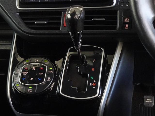 エスクァイア Ｇｉ　メモリーナビ　フルセグ　後席モニター　バックカメラ　ＥＴＣ　両側電動スライド　３列シート　ＬＥＤヘッドランプ　スマートキー　乗車定員７人（11枚目）