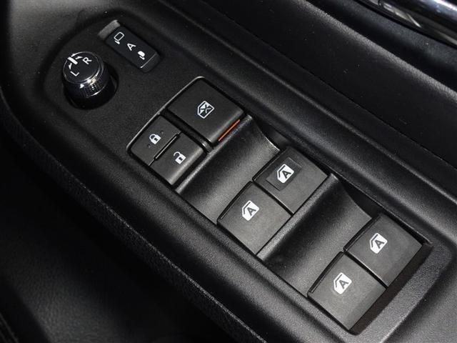 エスクァイア Ｇｉ　メモリーナビ　フルセグ　後席モニター　バックカメラ　ＥＴＣ　両側電動スライド　３列シート　ＬＥＤヘッドランプ　スマートキー　乗車定員７人（15枚目）