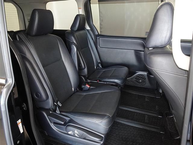 エスクァイア Ｇｉ　メモリーナビ　フルセグ　後席モニター　バックカメラ　ＥＴＣ　両側電動スライド　３列シート　ＬＥＤヘッドランプ　スマートキー　乗車定員７人（17枚目）