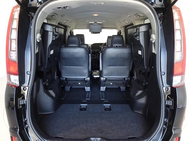 エスクァイア Ｇｉ　メモリーナビ　フルセグ　後席モニター　バックカメラ　ＥＴＣ　両側電動スライド　３列シート　ＬＥＤヘッドランプ　スマートキー　乗車定員７人（21枚目）