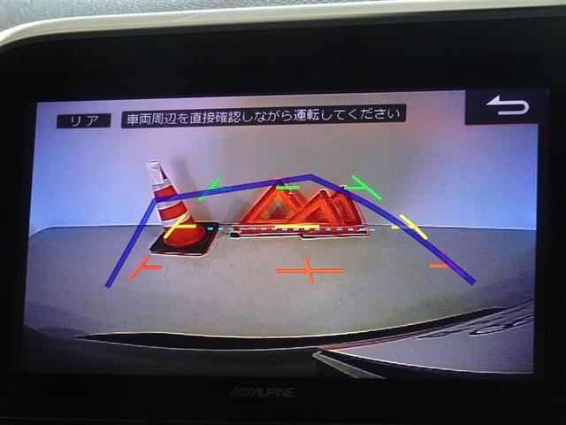 シエンタ Ｇ　衝突被害軽減システム　メモリーナビ　フルセグ　バックカメラ　ＥＴＣ　両側電動スライド　フルエアロ　３列シート　スマートキー　乗車定員７人（9枚目）