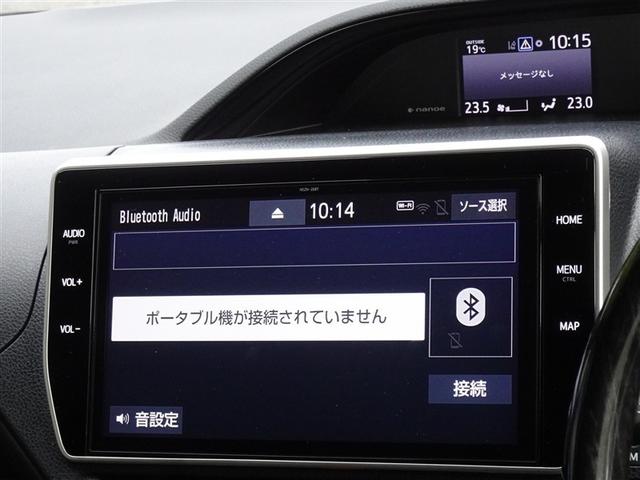 エスクァイア ハイブリッドＧｉ　衝突被害軽減システム　メモリーナビ　フルセグ　後席モニター　バックカメラ　ＥＴＣ　両側電動スライド　フルエアロ　３列シート　ＬＥＤヘッドランプ　スマートキー　乗車定員７人（8枚目）