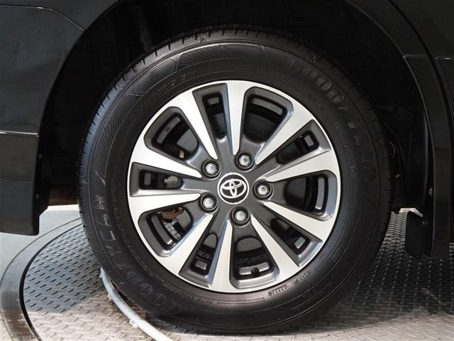 エスクァイア ハイブリッドＧｉ　衝突被害軽減システム　メモリーナビ　フルセグ　後席モニター　バックカメラ　ＥＴＣ　両側電動スライド　フルエアロ　３列シート　ＬＥＤヘッドランプ　スマートキー　乗車定員７人（26枚目）