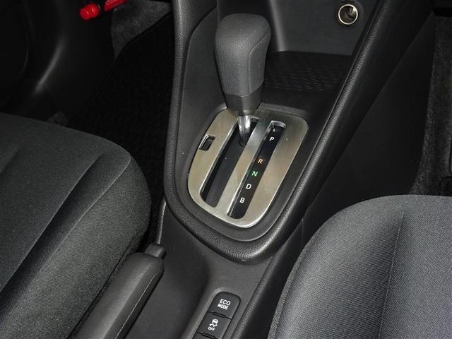 ヤリス Ｘ　衝突被害軽減システム　メモリーナビ　ＥＴＣ　スマートキー（13枚目）