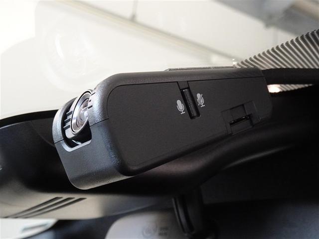 ヤリス Ｘ　衝突被害軽減システム　メモリーナビ　ＥＴＣ　スマートキー（16枚目）