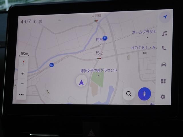 ヴォクシー Ｓ－Ｚ　衝突被害軽減システム　メモリーナビ　フルセグ　バックカメラ　ＥＴＣ　両側電動スライド　３列シート　ＬＥＤヘッドランプ　スマートキー　乗車定員７人（6枚目）