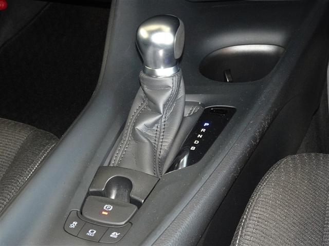 Ｃ－ＨＲ Ｓ　衝突被害軽減システム　メモリーナビ　フルセグ　バックカメラ　ＥＴＣ　スマートキー（14枚目）