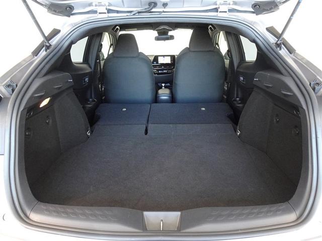 Ｃ－ＨＲ Ｓ　衝突被害軽減システム　メモリーナビ　フルセグ　バックカメラ　ＥＴＣ　スマートキー（19枚目）