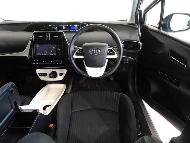 プリウス Ａ　衝突被害軽減システム　メモリーナビ　フルセグ　バックカメラ　ＥＴＣ　ドラレコ　ＬＥＤヘッドランプ　スマートキー（5枚目）