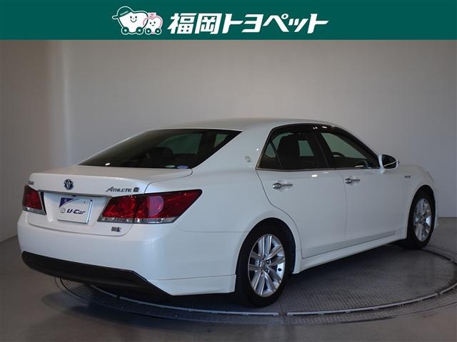 色は人気のホワイトパールクリスタルシャインです。