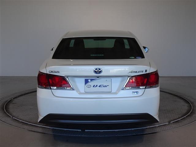 リアにハイマウントストップランプを装備しています。後続車両からの視認性も良く、安心です。