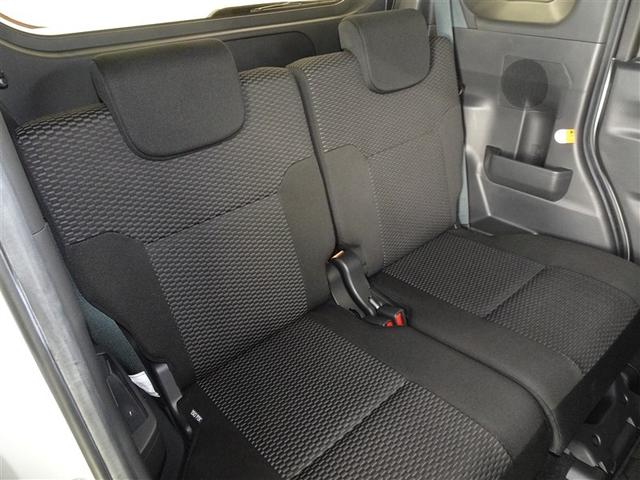 人の触れるシートは念入りに清掃・消臭を実施しております。