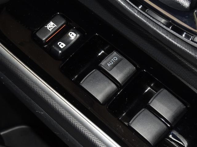 アクア クロスオーバー 衝突被害軽減システム メモリーナビ フルセグ バックカメラ ETC LEDヘッドランプ スマートキー(18枚目)