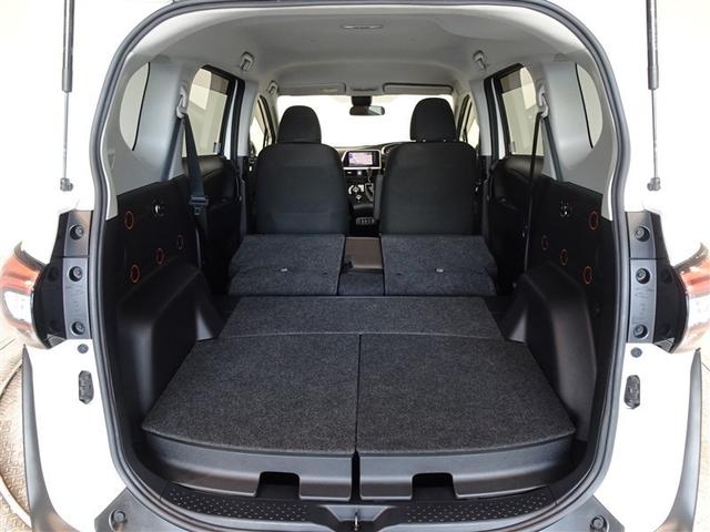 シエンタ ファンベースＧ　グランパー　衝突被害軽減システム　メモリーナビ　ワンセグ　バックカメラ　ＥＴＣ　両側電動スライド　ＬＥＤヘッドランプ　スマートキー（21枚目）