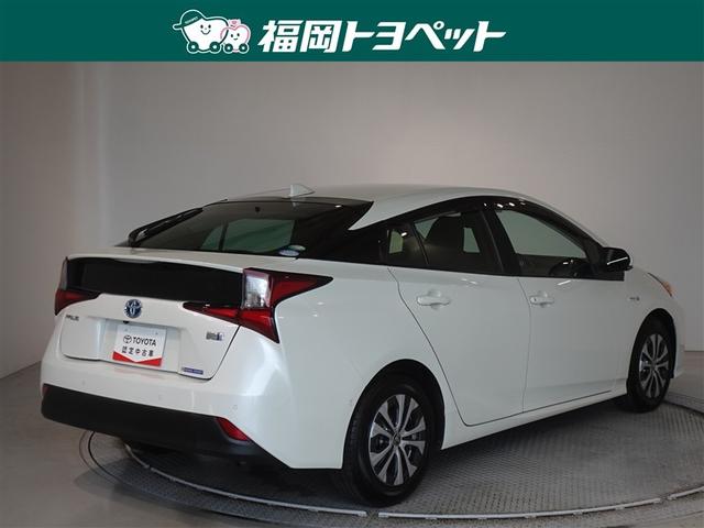 プリウス Ａ　衝突被害軽減システム　メモリーナビ　フルセグ　バックカメラ　ＥＴＣ　ドラレコ　ＬＥＤヘッドランプ　スマートキー（3枚目）