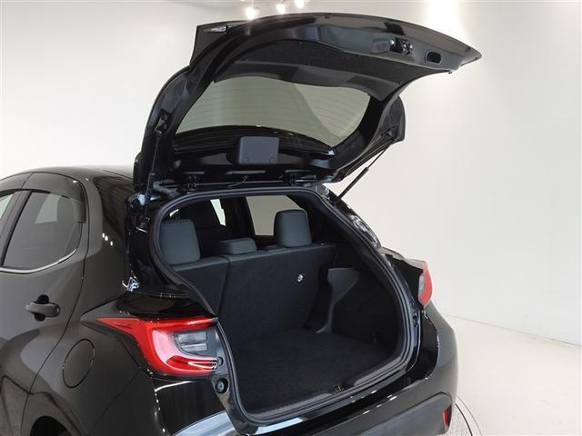 ヤリス ハイブリッドＺ　衝突被害軽減システム　メモリーナビ　バックカメラ　ＥＴＣ　ＬＥＤヘッドランプ　スマートキー（22枚目）