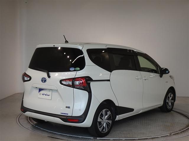 シエンタ ハイブリッドＧ　クエロ　衝突被害軽減システム　メモリーナビ　フルセグ　バックカメラ　ＥＴＣ　両側電動スライド　３列シート　ＬＥＤヘッドランプ　スマートキー　乗車定員７人（3枚目）