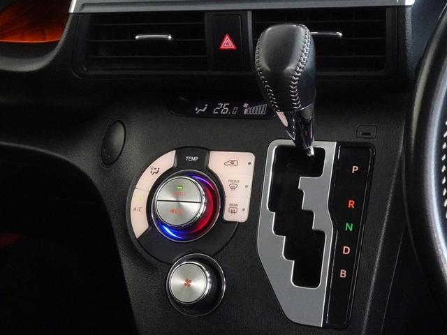 シエンタ ハイブリッドＧ　クエロ　衝突被害軽減システム　メモリーナビ　フルセグ　バックカメラ　ＥＴＣ　両側電動スライド　３列シート　ＬＥＤヘッドランプ　スマートキー　乗車定員７人（11枚目）